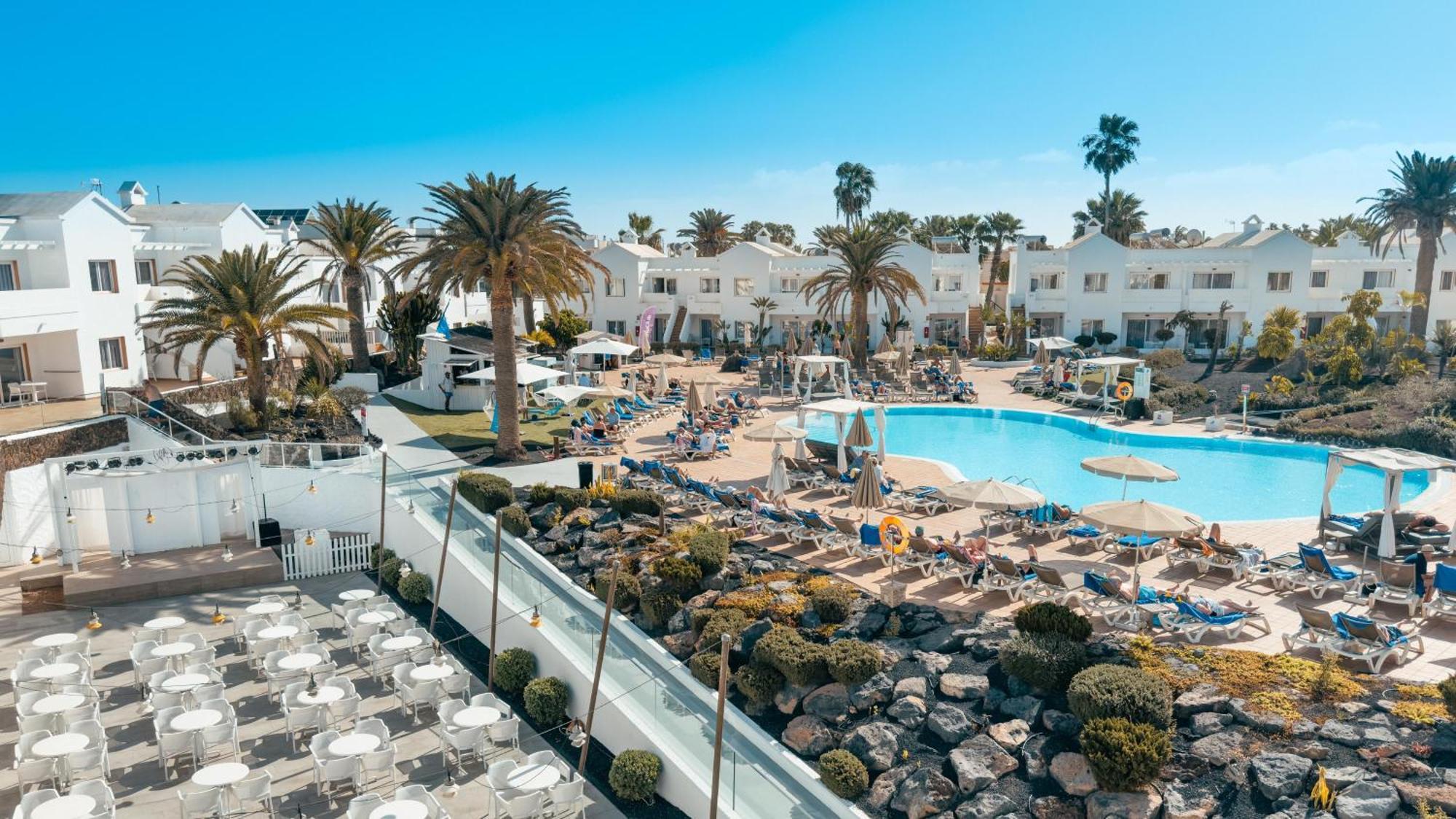 Labranda Corralejo Village Exterior photo