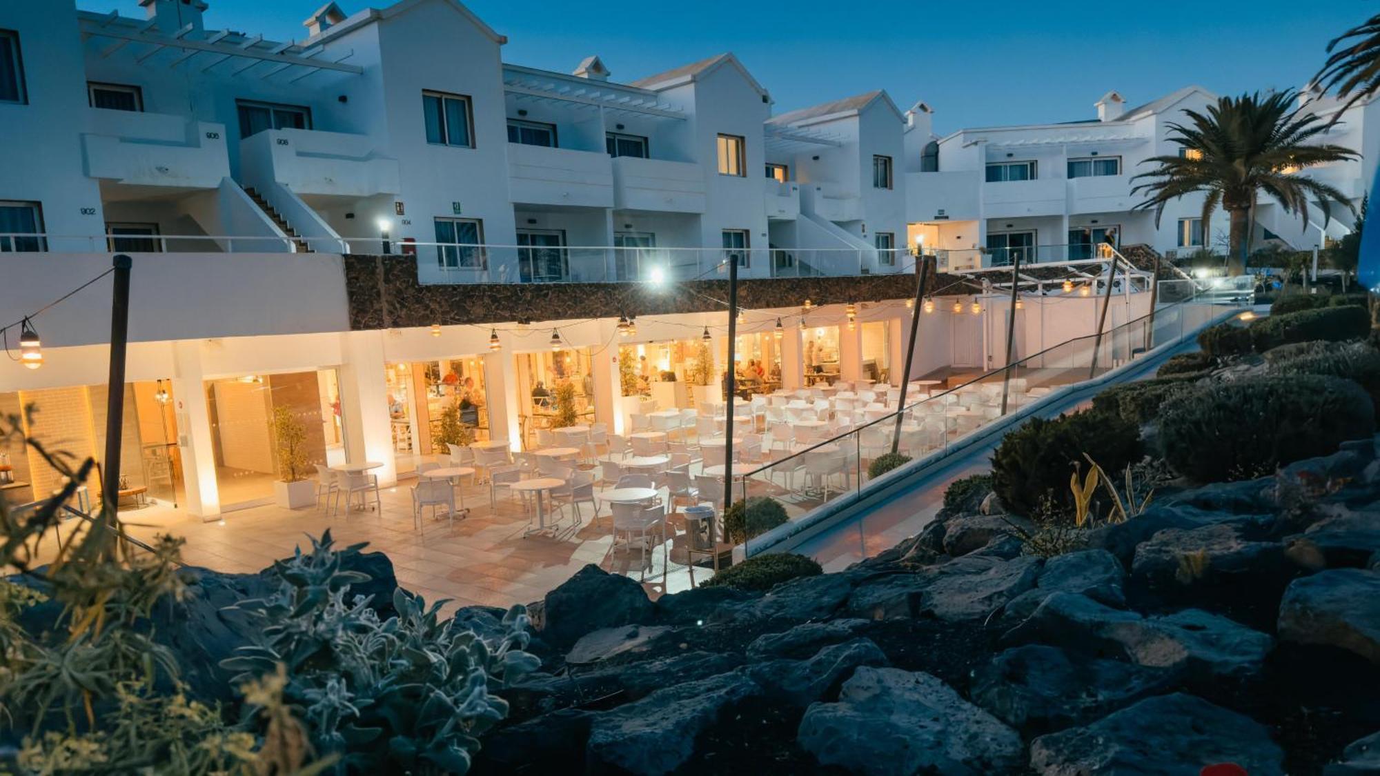 Labranda Corralejo Village Exterior photo